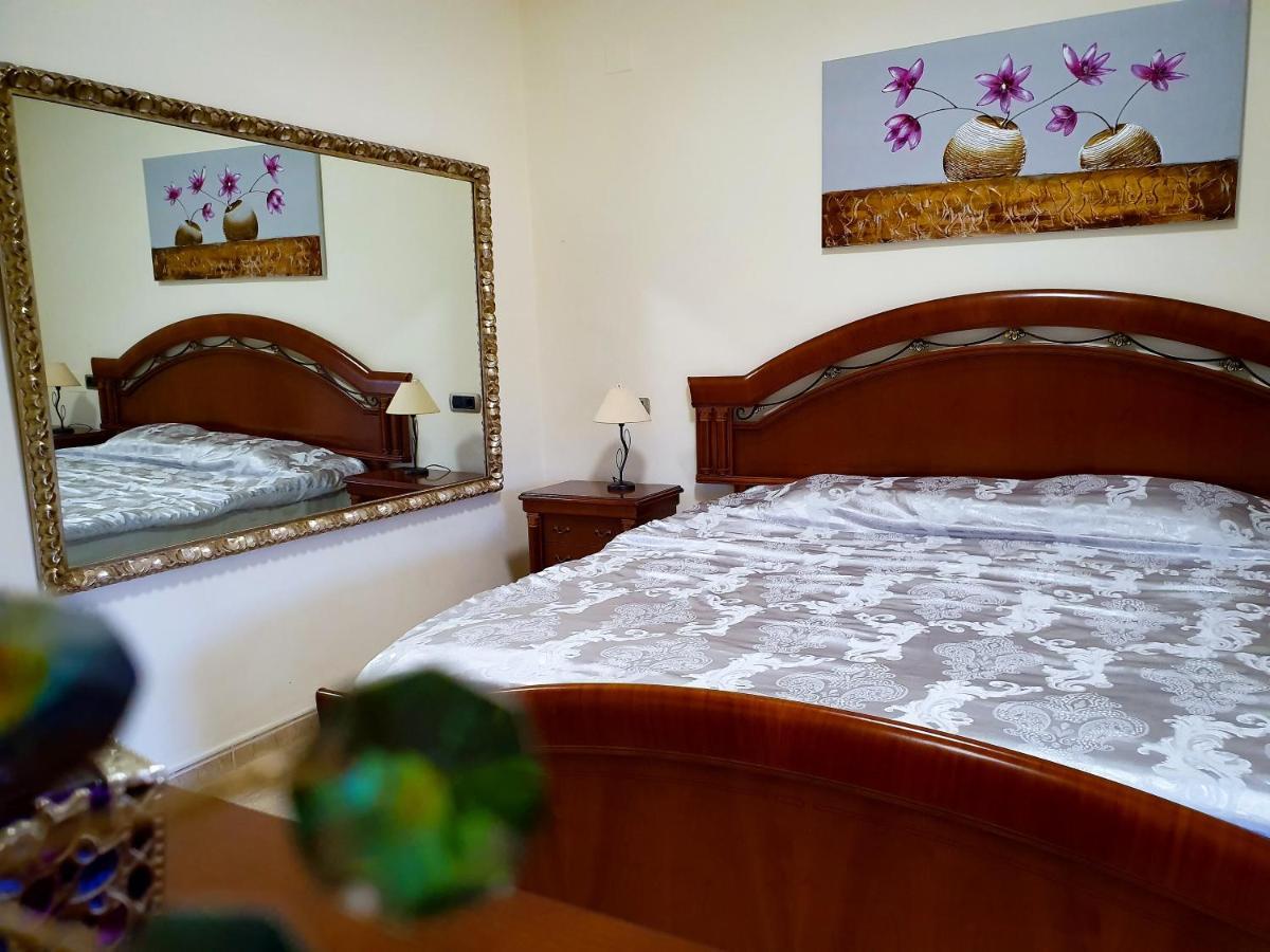 Villa Tres Palmeras En Alfaz Del Pi , Albir, Benidorm ラルファス・デル・ピ エクステリア 写真