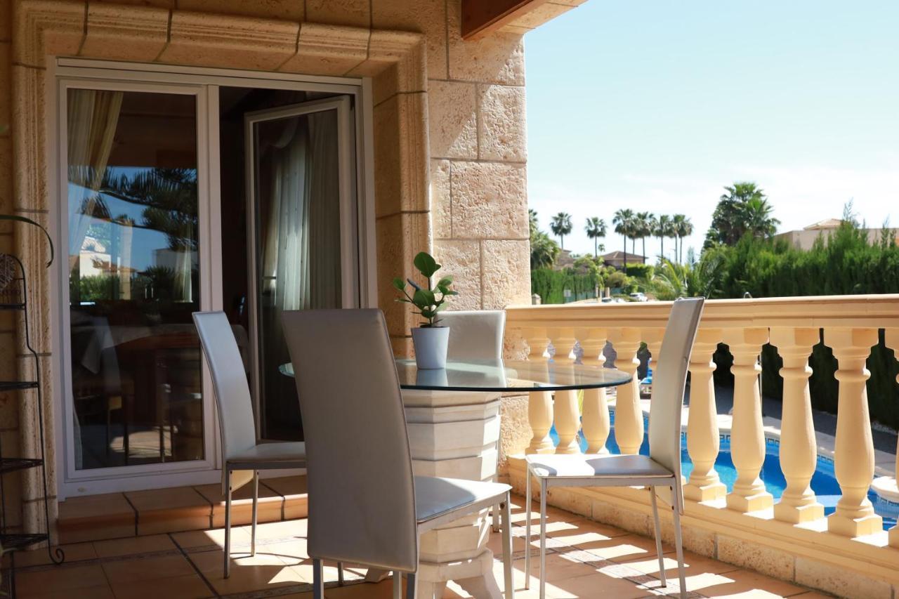 Villa Tres Palmeras En Alfaz Del Pi , Albir, Benidorm ラルファス・デル・ピ エクステリア 写真