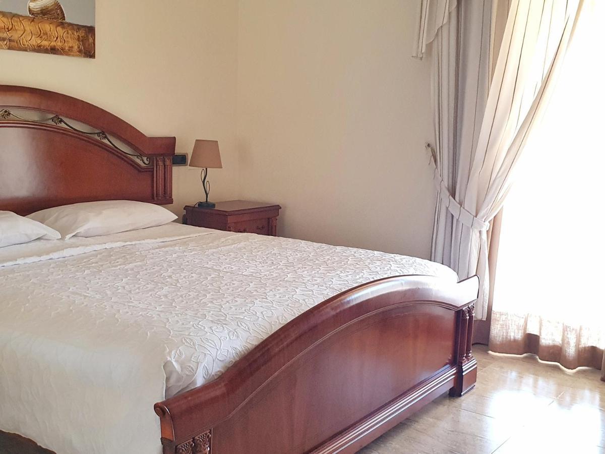 Villa Tres Palmeras En Alfaz Del Pi , Albir, Benidorm ラルファス・デル・ピ エクステリア 写真