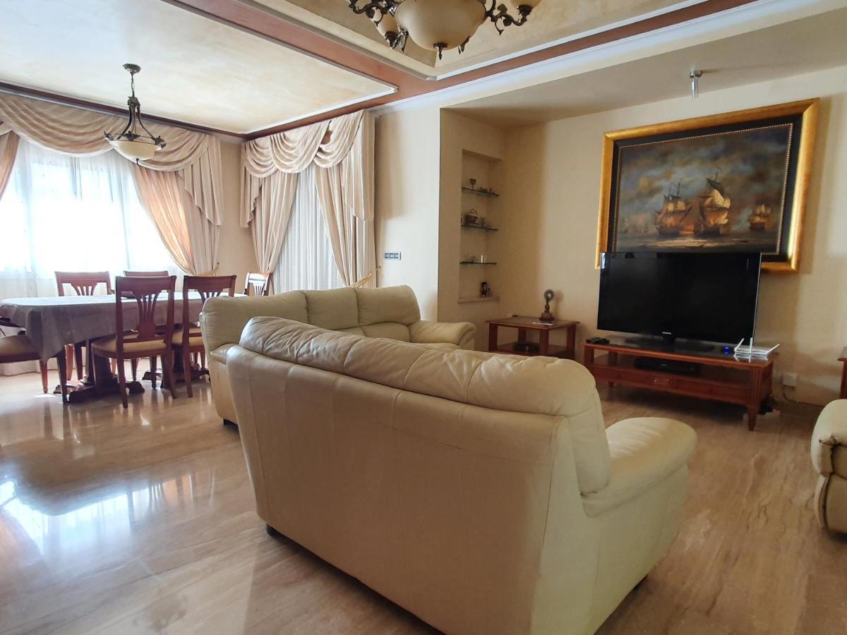 Villa Tres Palmeras En Alfaz Del Pi , Albir, Benidorm ラルファス・デル・ピ エクステリア 写真